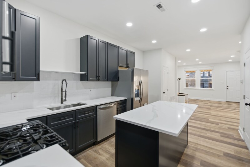 Building Photo - 6313 N Garnet St