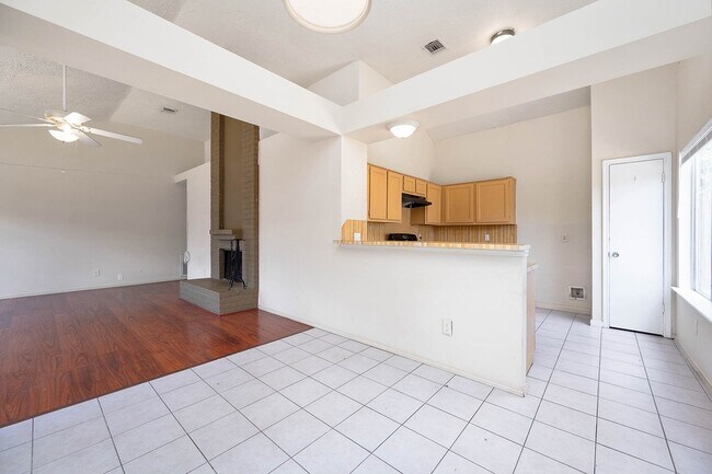 Building Photo - 11918 Westwold Dr