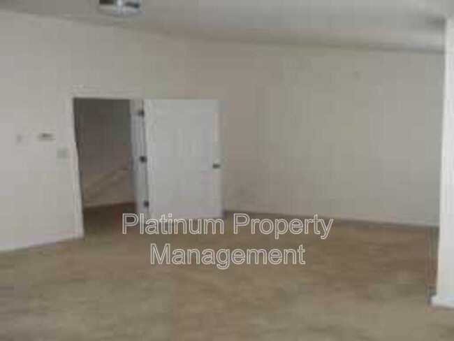 Building Photo - 3135 Millington Pl