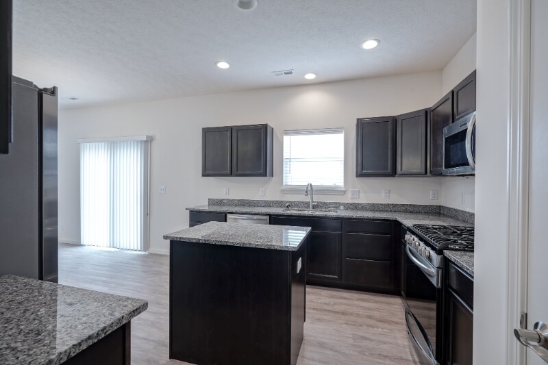 Building Photo - 1133 Thorny Ln