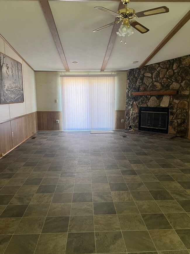 Building Photo - 511 Yost Rd