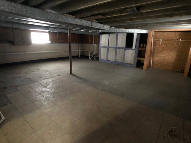 Building Photo - 3217 Ann St