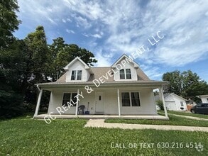 Building Photo - 446 S State St
