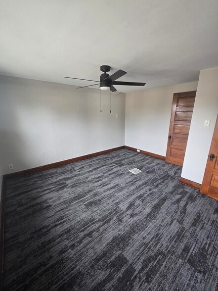 bedroom #3 - 2221 Hudson Ave