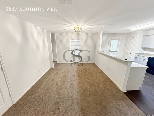 Building Photo - 3627 Southton Vw