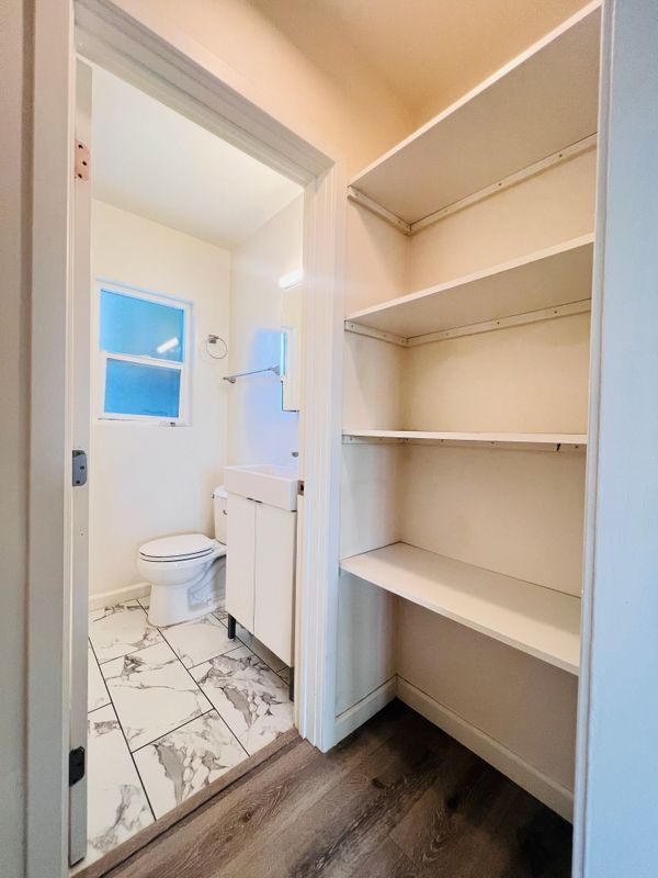 Building Photo - 5525 Harold Way