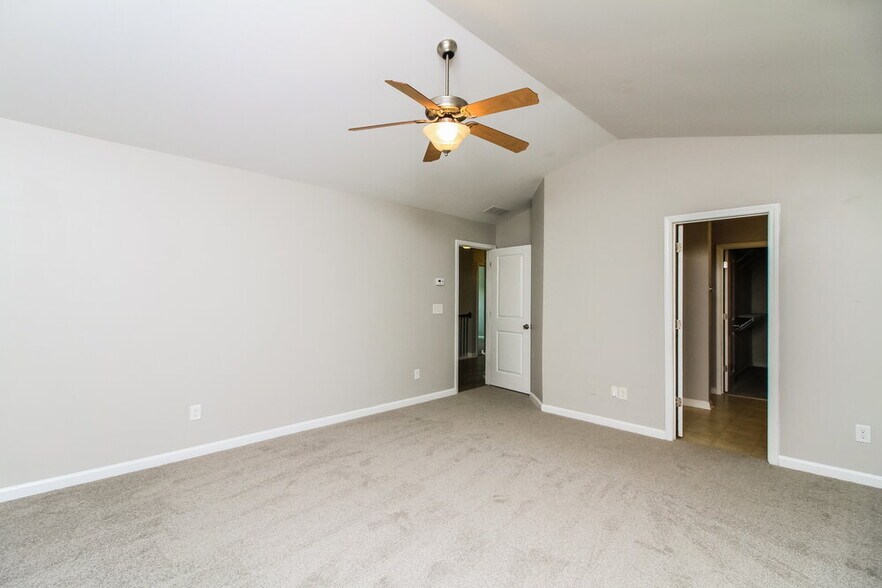 Building Photo - 289 Darbys Run Ct