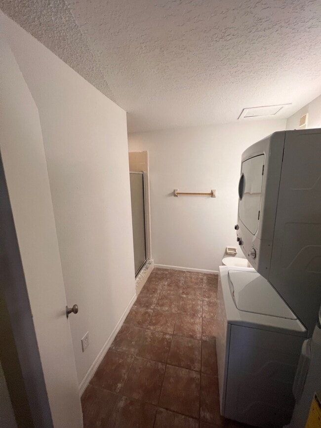 Building Photo - 5436 E Michigan St