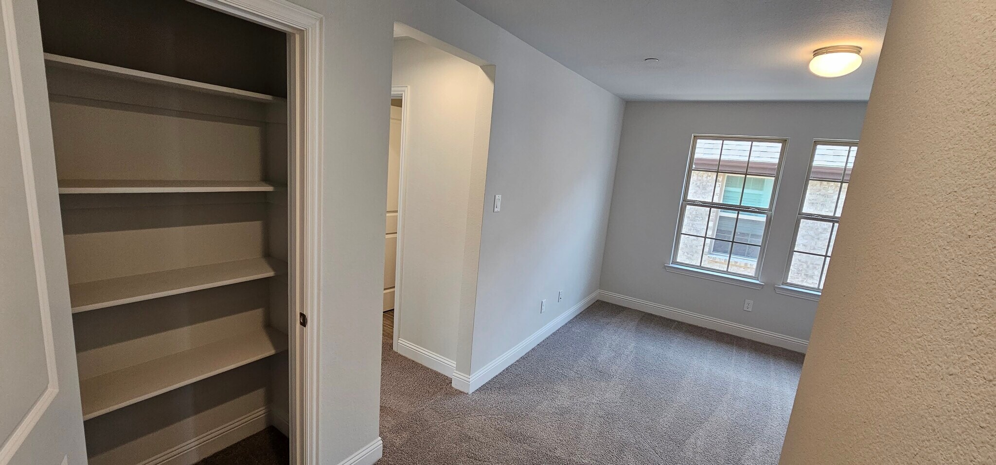 Building Photo - 5960 Bursey Rd