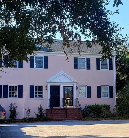 Primary Photo - 43 Ashley Ave