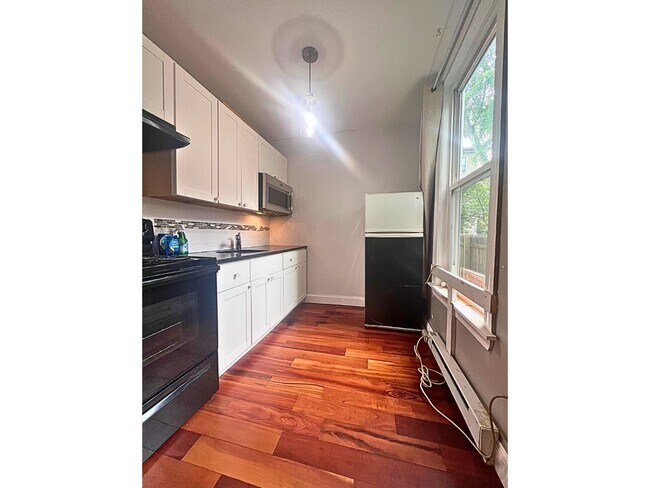 Kitchen 4 - 1 Jess St.