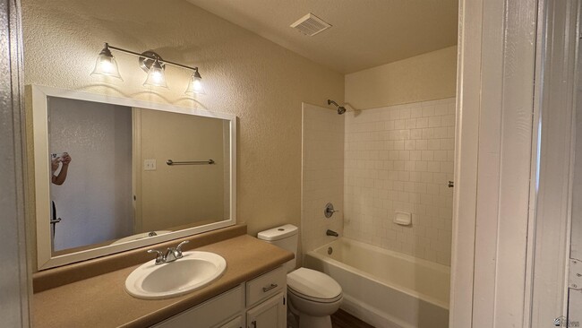 Building Photo - 8573 E 25th St