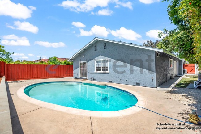 Building Photo - 3152 Hostetter Rd