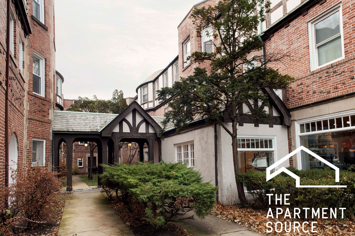 Building Photo - 918 Green Bay Rd