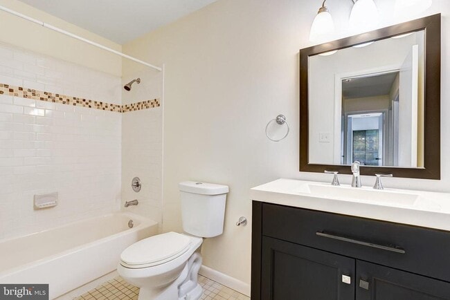 Building Photo - 4923 Casimir St