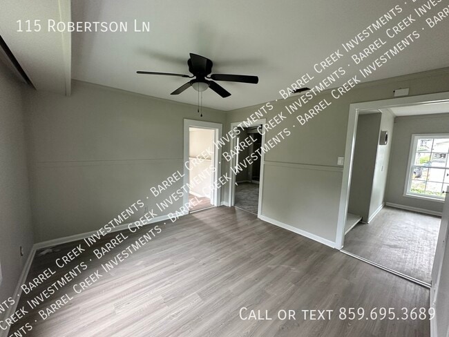 Building Photo - 115 Robertson Ln