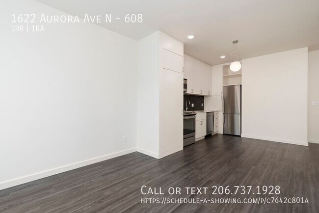 Building Photo - 1622 Aurora Ave N