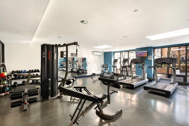 Building Photo - 149 Essex St