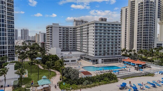 Building Photo - 19201 Collins Ave