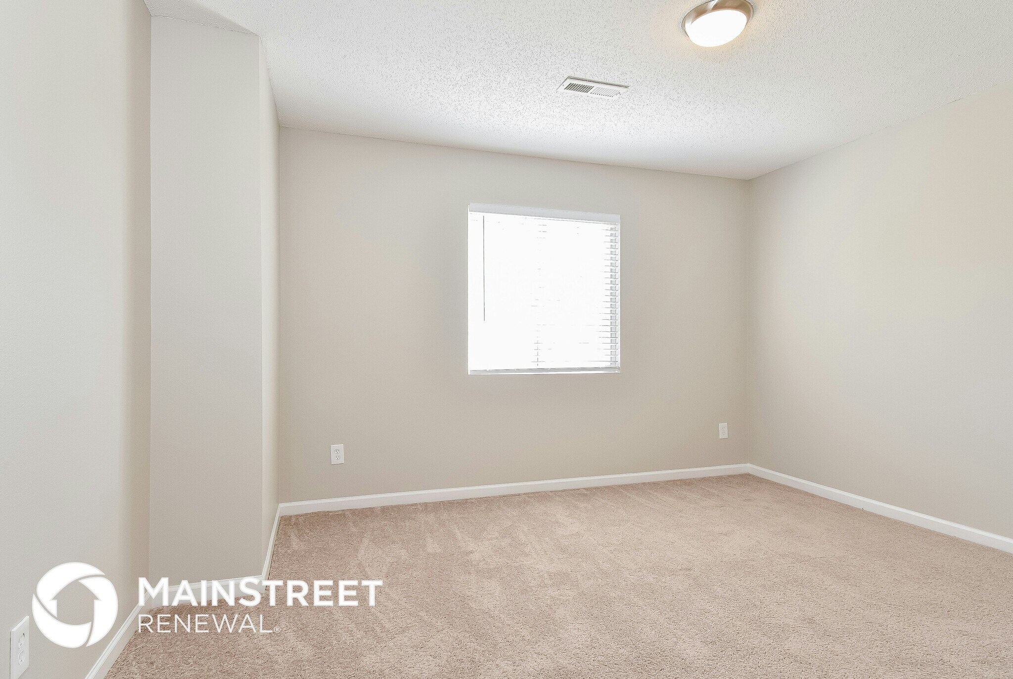 Building Photo - 5719 Waterpoint Dr