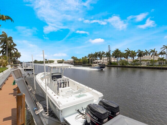 Building Photo - 3028 Waterside Cir