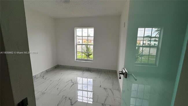 Building Photo - 13060 SW 262nd Terrace