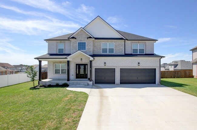 Building Photo - HUGE house in Farmington