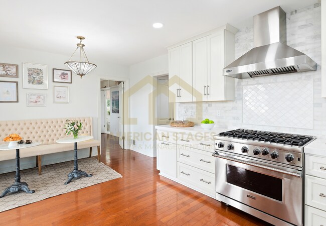 Building Photo - 1476 Crestline Dr