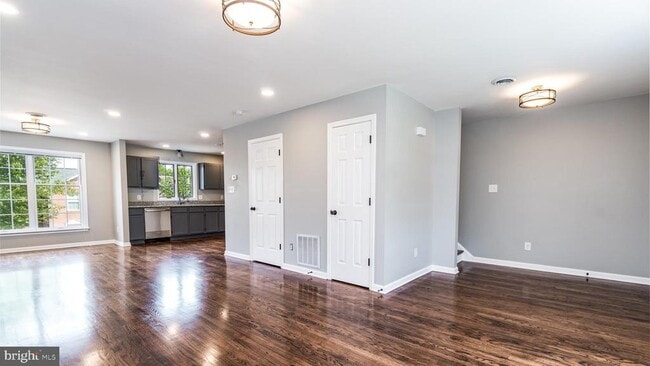 Building Photo - 2632 Daniel Terrace