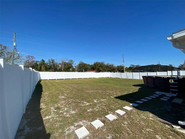 Building Photo - 1668 Spicewood Ln