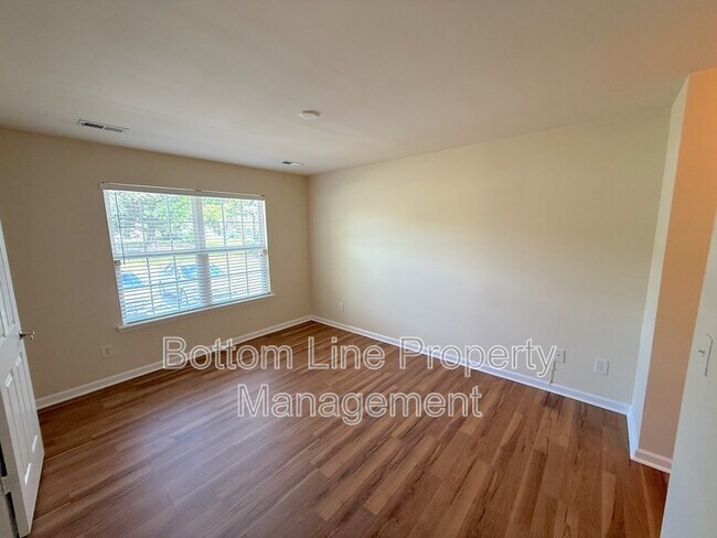 Building Photo - 1367 Killashee Ct
