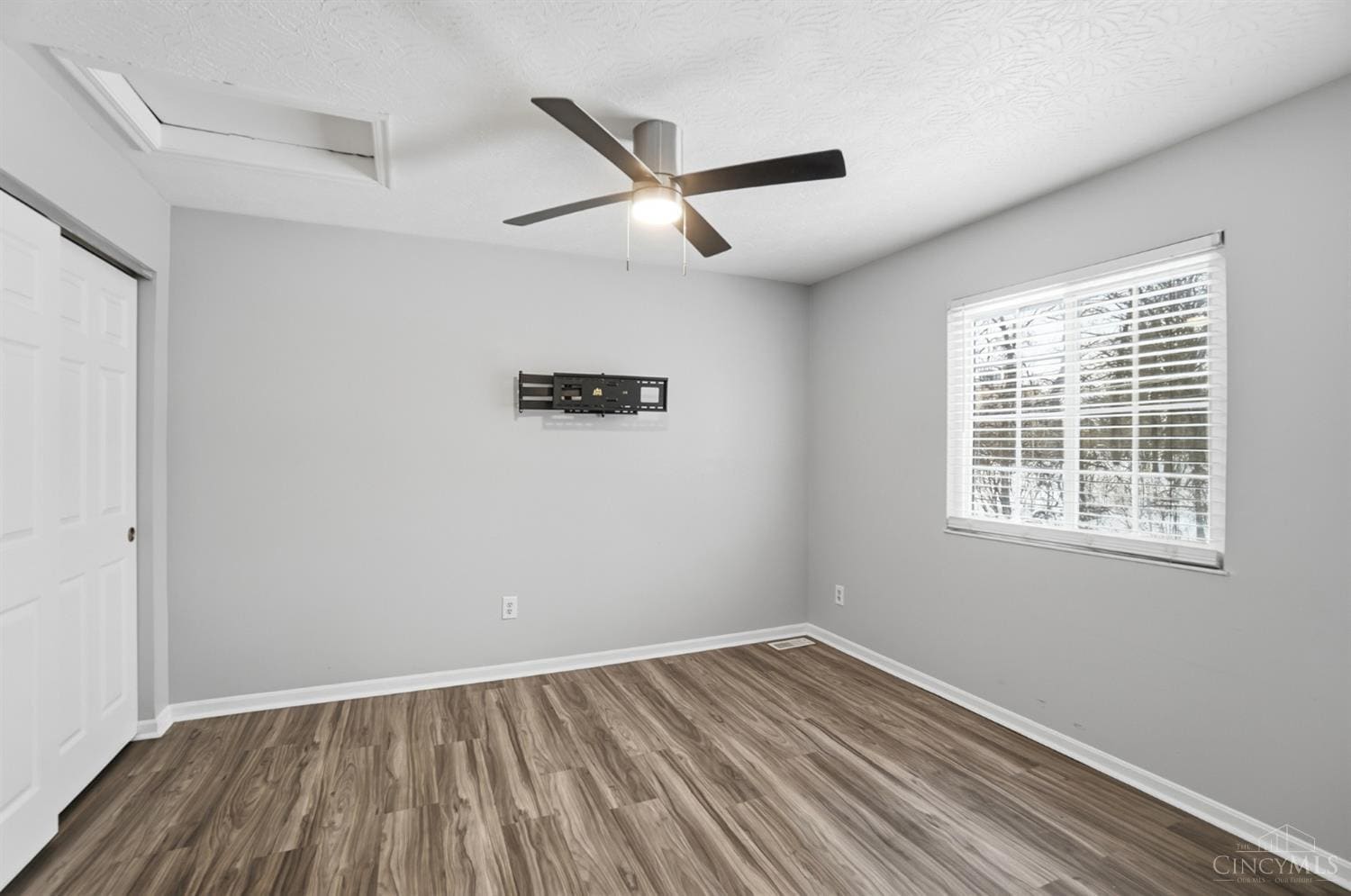 Building Photo - 3595 Harvey Ave