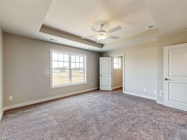 Building Photo - 3 br, 2.5 bath Townhome - Waterford Creek ...