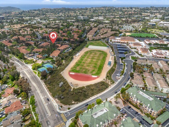 Building Photo - 2BR, 2BA UPGRADED CONDO DEL MAR! PET FRIEN...