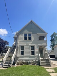 Building Photo - 852 Elmwood Ave