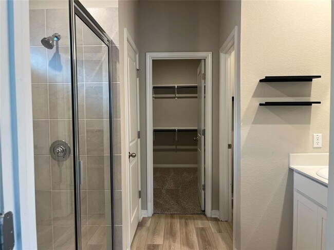 Building Photo - Charming 1-story home in South Austin!
