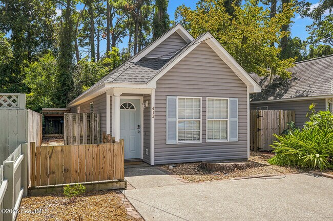 Building Photo - 413 Palmetto St