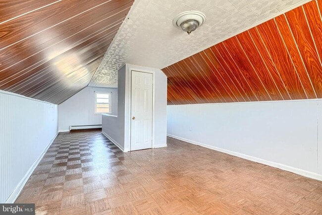 Building Photo - 7839 Birmingham Ave