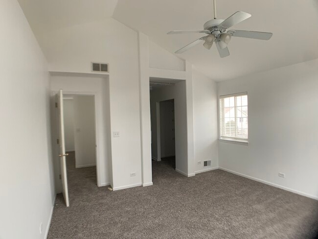 Building Photo - 3270 Haverhill Dr