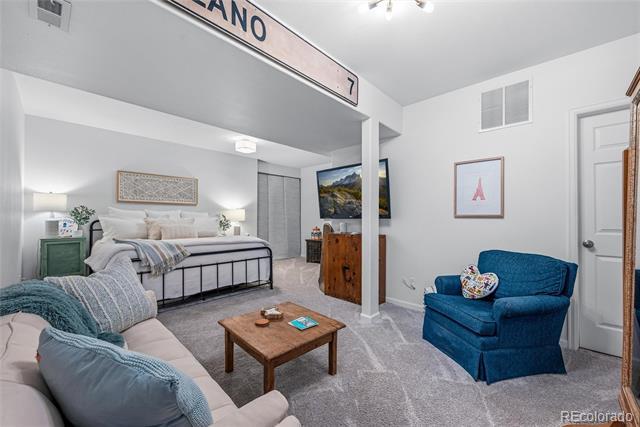 Building Photo - 450 Lariat Loop