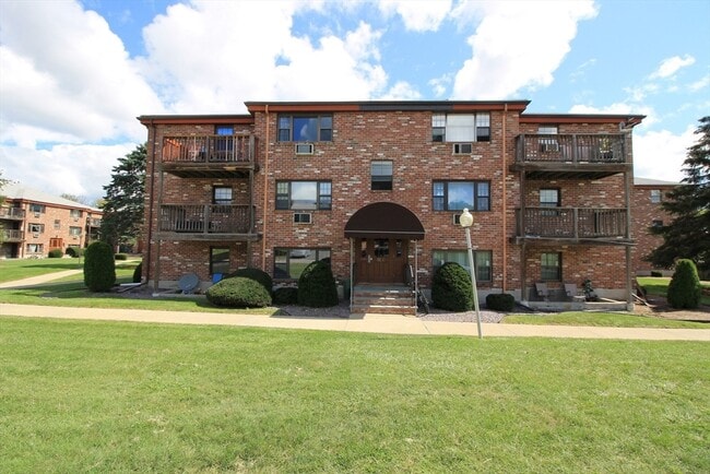 Building Photo - 16A Mayberry Dr