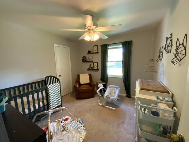 Building Photo - 4209 Defoe Dr