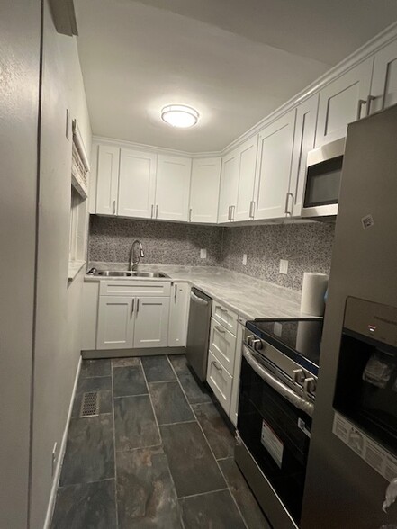 Building Photo - 39 Miller Ave