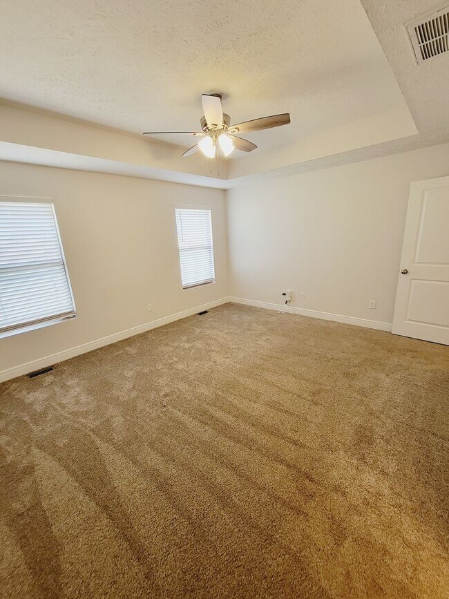 Building Photo - Bent Tree Subdivision - 4 Bedrooms w/ 3 Car Garage