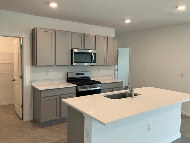 Building Photo - 35694 Kinsey Pt