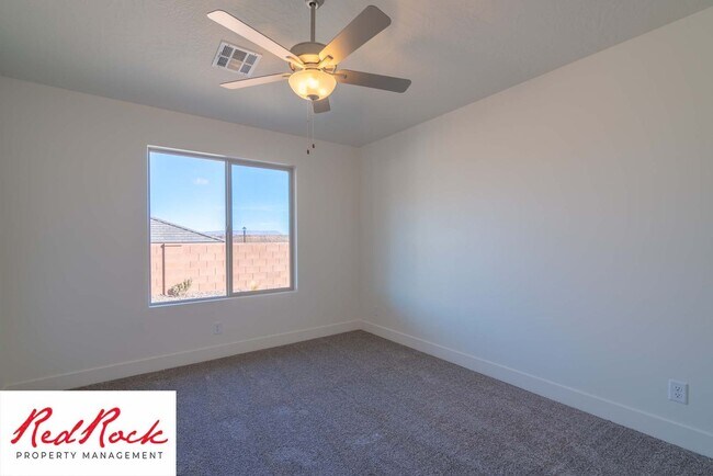 Building Photo - Incredible 3 Bedroom, 2 Bathroom Property ...