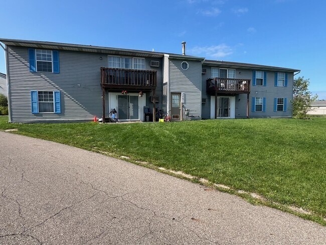 Building Photo - 326 Stratford Way