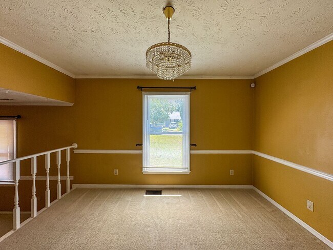 Building Photo - 6875 Baystone Rd
