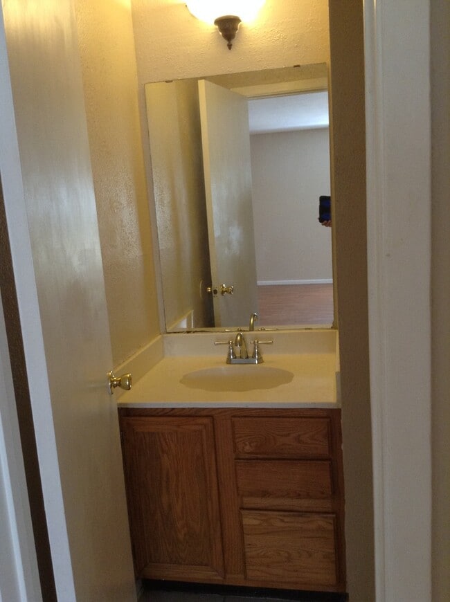 Building Photo - 16703 Coral Glade