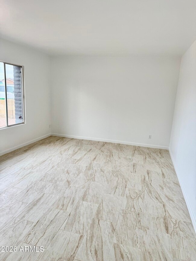 Building Photo - 5817 W Tierra Buena Ln
